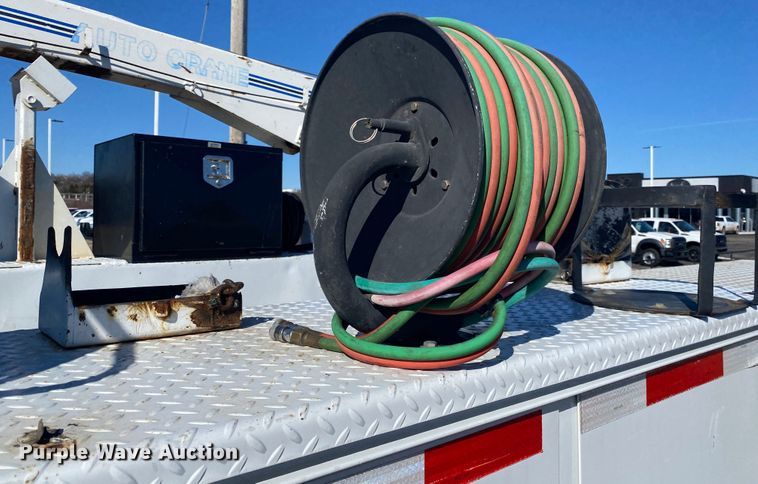 image for item DL6905 2015 Ford F550 Super Duty XL  utility / service truck