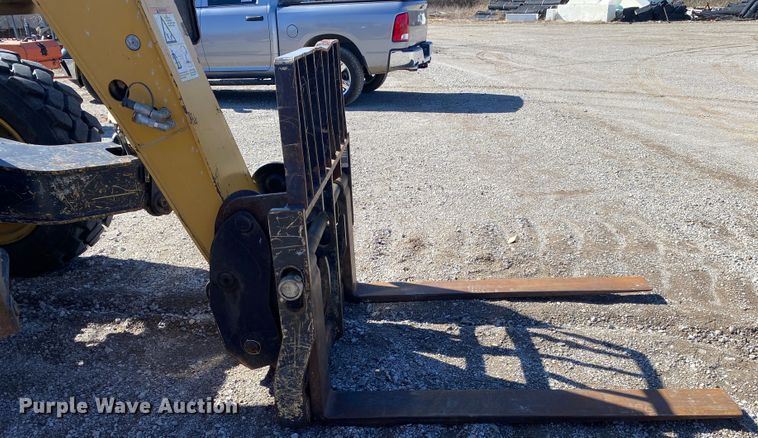 image for item DL6908 2007 Caterpillar TL943  telehandler