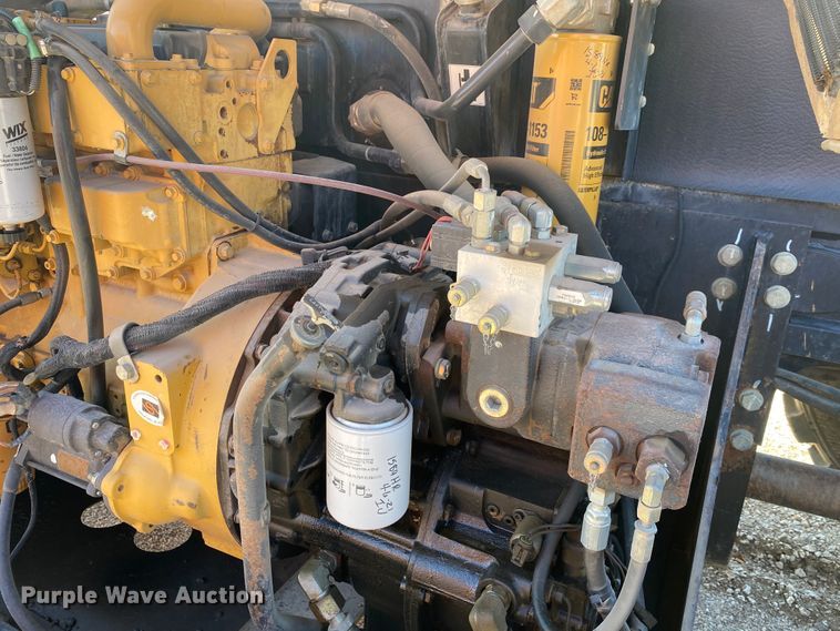 image for item DL6908 2007 Caterpillar TL943  telehandler