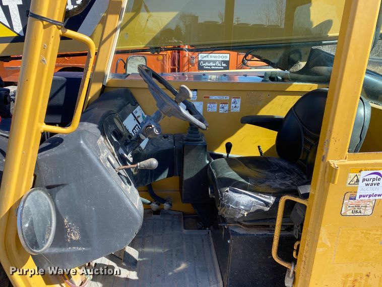 image for item DL6908 2007 Caterpillar TL943  telehandler