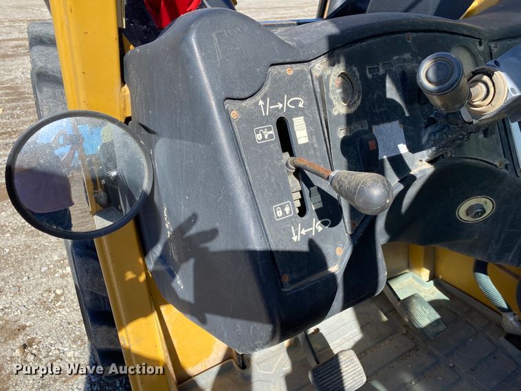 image for item DL6908 2007 Caterpillar TL943  telehandler