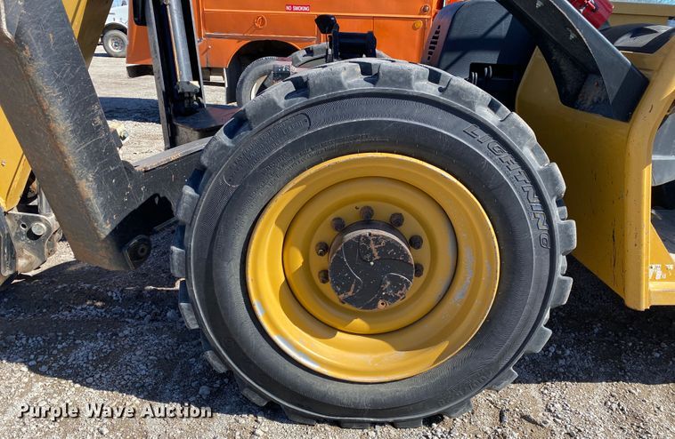 image for item DL6908 2007 Caterpillar TL943  telehandler