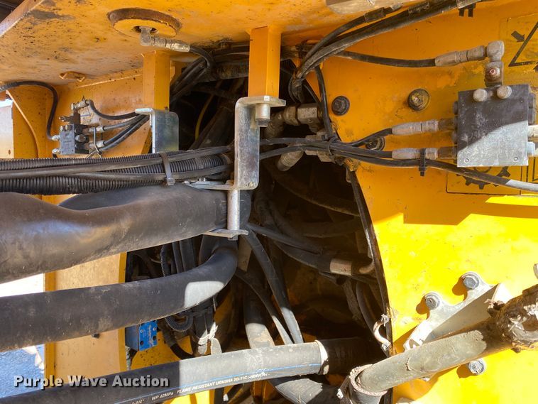 image for item DL6910 2013 Volvo L220G  wheel loader