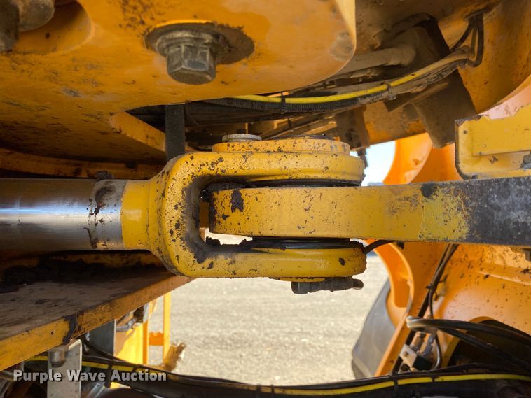 image for item DL6910 2013 Volvo L220G  wheel loader