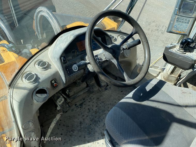 image for item DL6910 2013 Volvo L220G  wheel loader