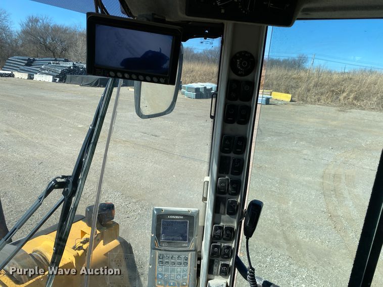 image for item DL6910 2013 Volvo L220G  wheel loader