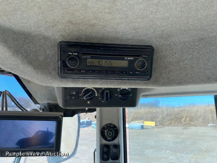 image for item DL6910 2013 Volvo L220G  wheel loader