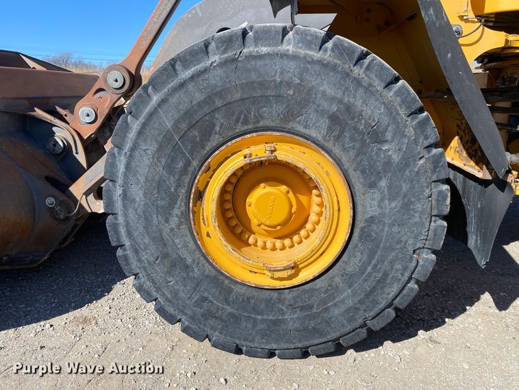 image for item DL6910 2013 Volvo L220G  wheel loader