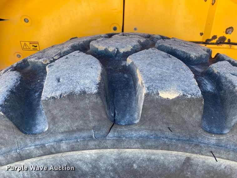 image for item DL6910 2013 Volvo L220G  wheel loader