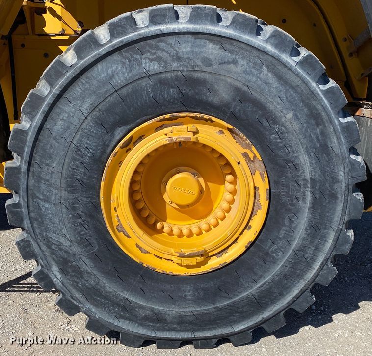 image for item DL6910 2013 Volvo L220G  wheel loader