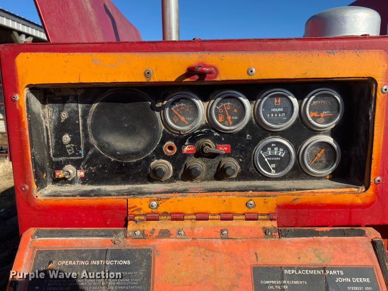 image for item DL6915 1985 Sullivan  air compressor