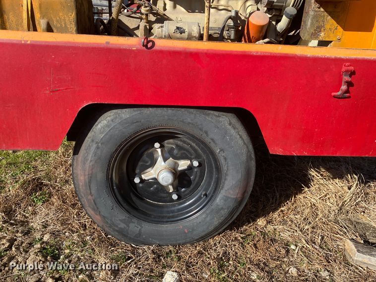 image for item DL6915 1985 Sullivan  air compressor