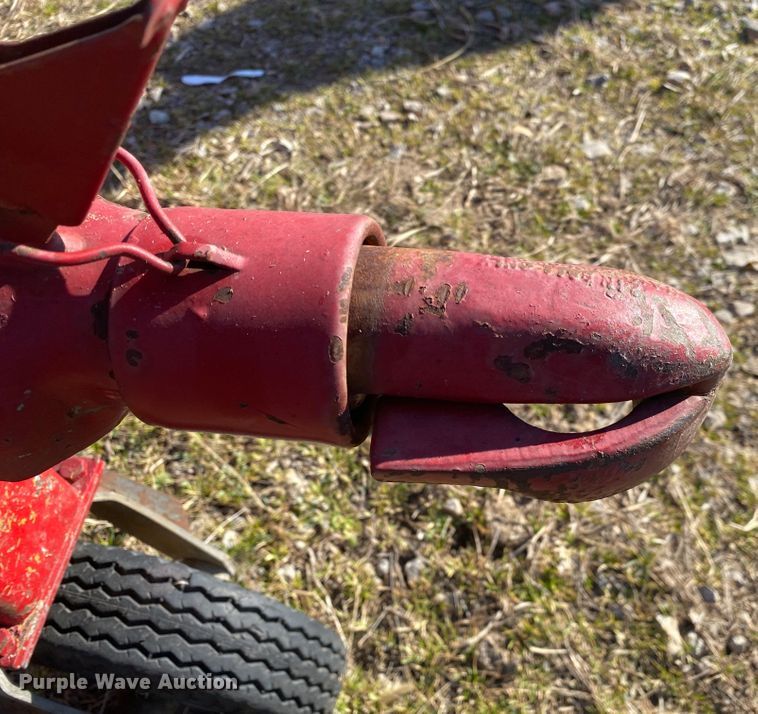 image for item DL6915 1985 Sullivan  air compressor