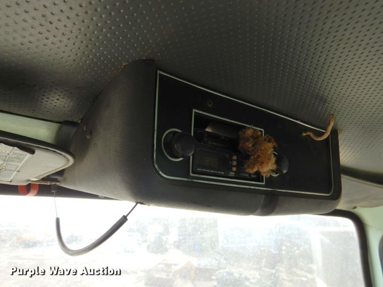 image for item DM4467 1985 Ford LT8000  dump truck