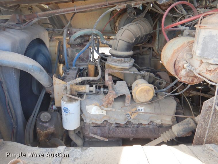 image for item DM4467 1985 Ford LT8000  dump truck