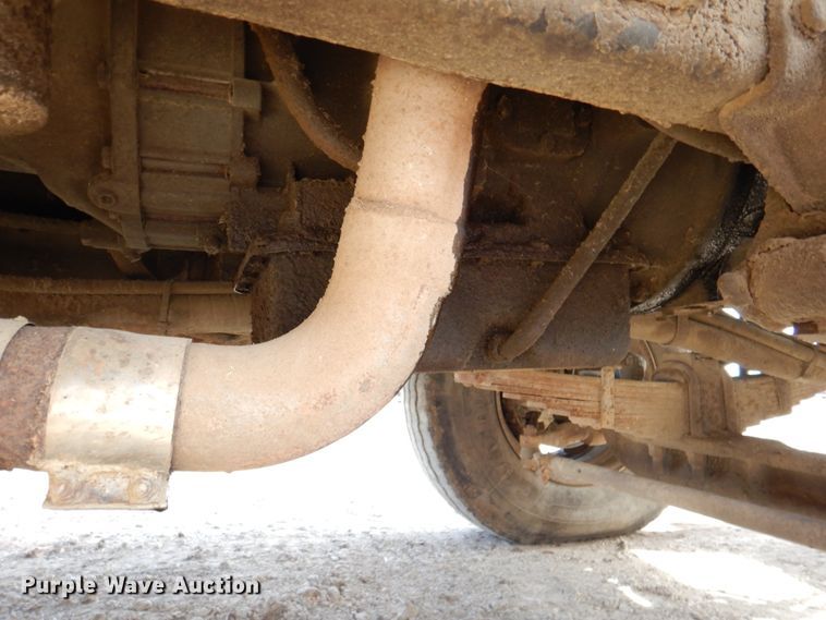 image for item DM4467 1985 Ford LT8000  dump truck