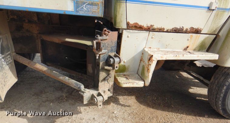 image for item DM4467 1985 Ford LT8000  dump truck