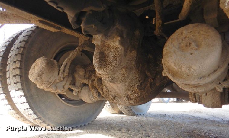 image for item DM4467 1985 Ford LT8000  dump truck