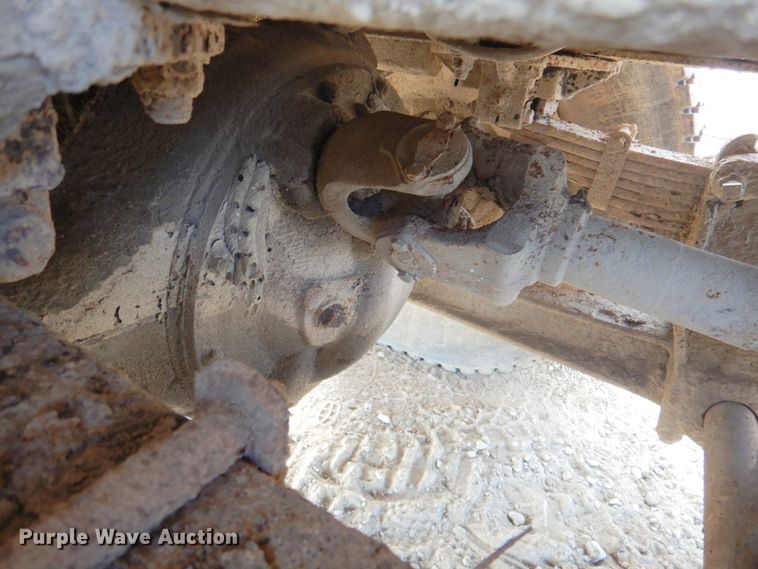 image for item DM4467 1985 Ford LT8000  dump truck