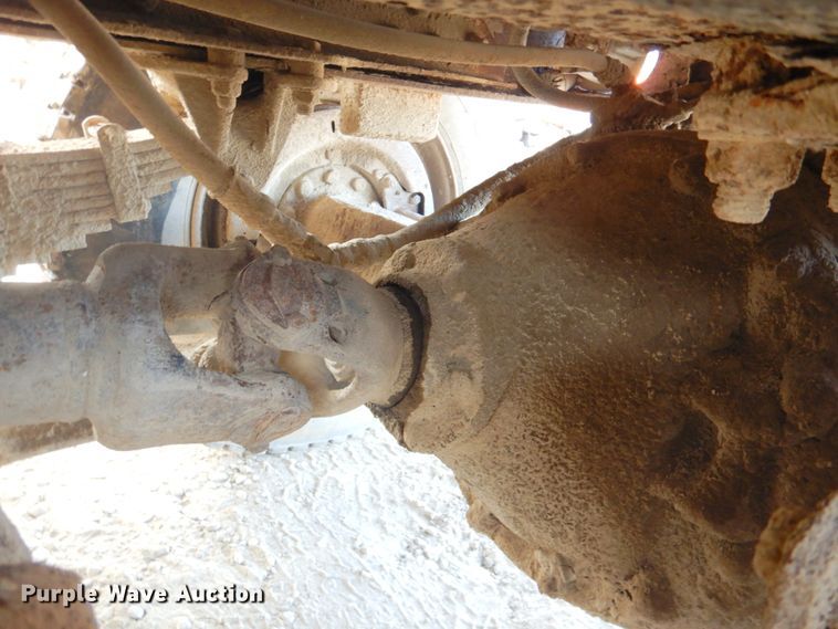 image for item DM4467 1985 Ford LT8000  dump truck