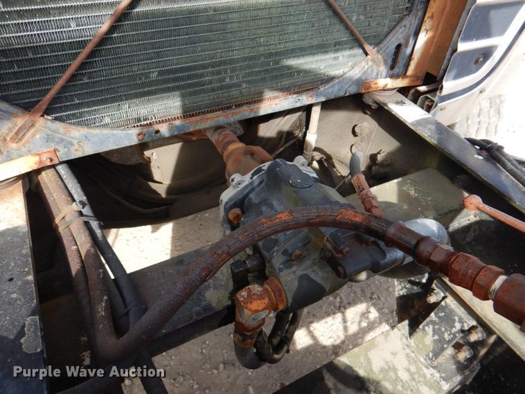 image for item DM4467 1985 Ford LT8000  dump truck