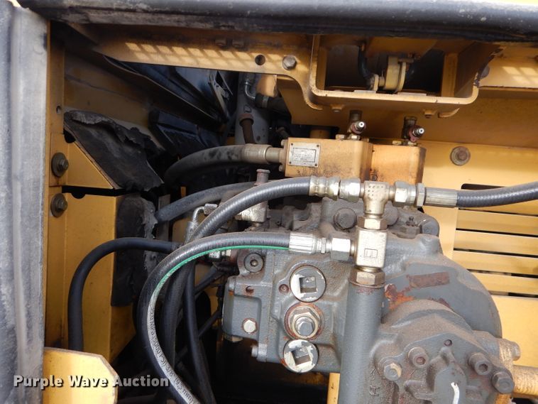 image for item DM4472 1998 Komatsu PC400LC-6  long reach excavator