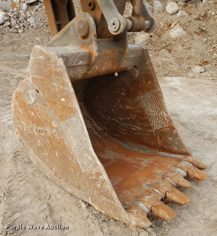 image for item DM4472 1998 Komatsu PC400LC-6  long reach excavator