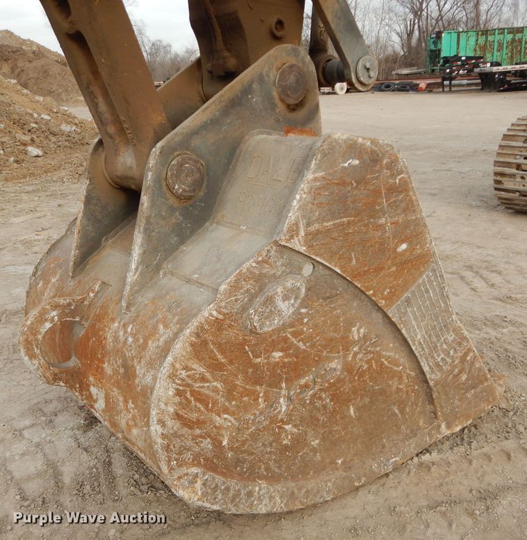 image for item DM4472 1998 Komatsu PC400LC-6  long reach excavator