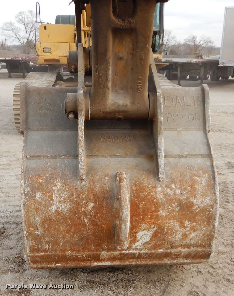 image for item DM4472 1998 Komatsu PC400LC-6  long reach excavator