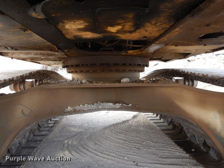 image for item DM4472 1998 Komatsu PC400LC-6  long reach excavator