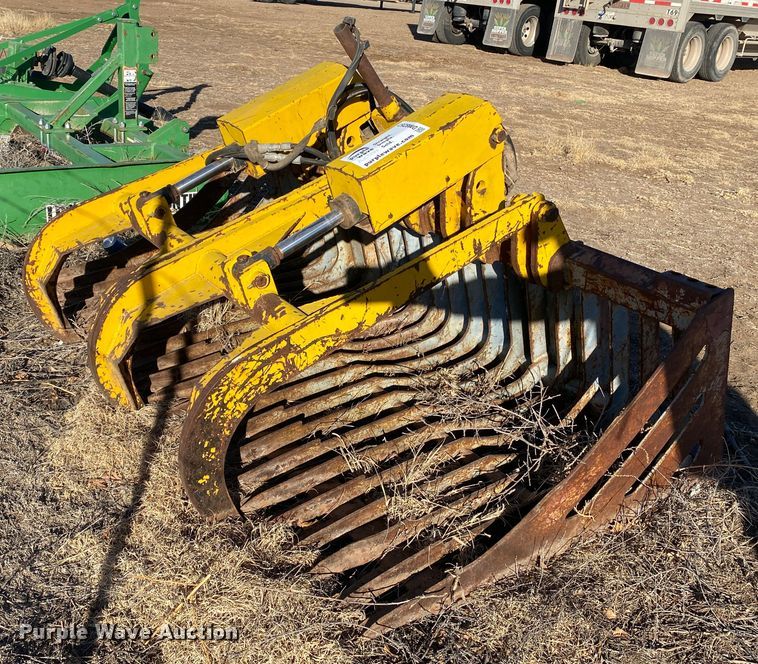 image for item DM8257 72" W skid steer grapple bucket