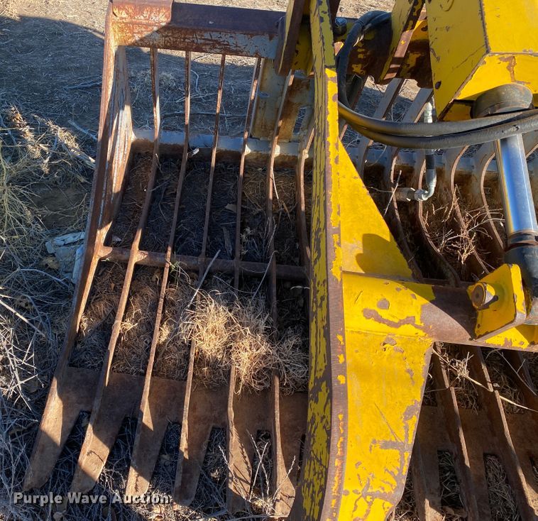 image for item DM8257 72" W skid steer grapple bucket