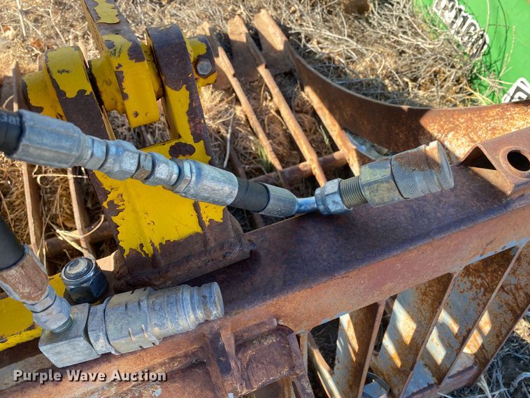 image for item DM8257 72" W skid steer grapple bucket