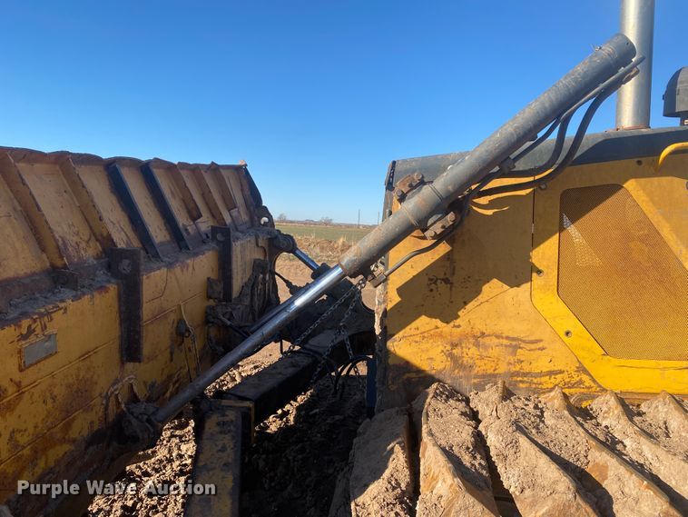 image for item DM8262 2007 John Deere 850J  dozer