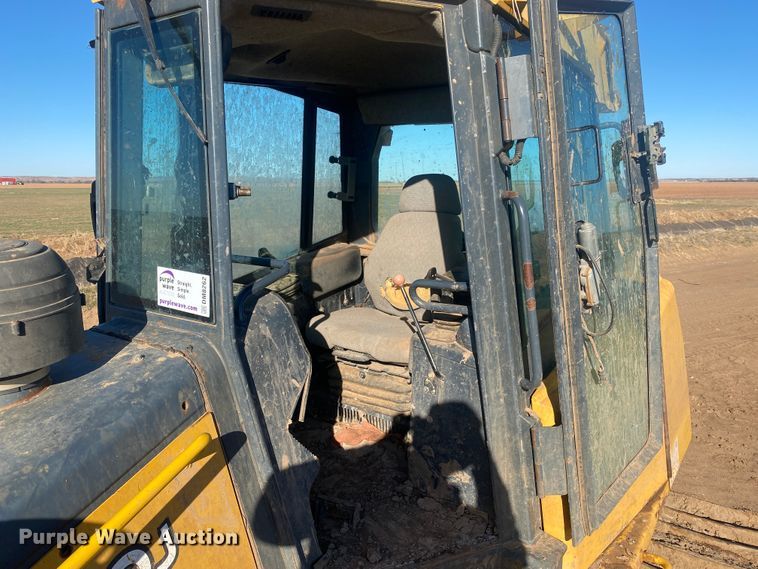 image for item DM8262 2007 John Deere 850J  dozer