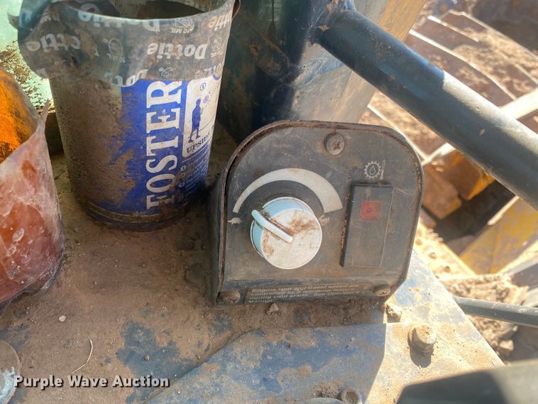 image for item DM8262 2007 John Deere 850J  dozer