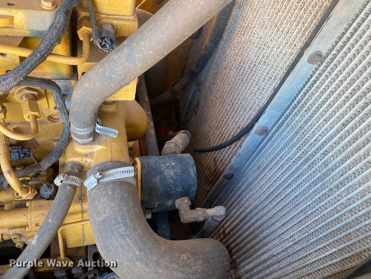 image for item DM8262 2007 John Deere 850J  dozer