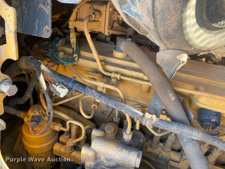 image for item DM8262 2007 John Deere 850J  dozer