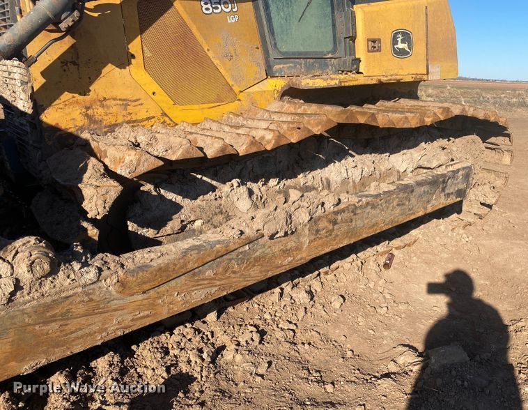 image for item DM8262 2007 John Deere 850J  dozer