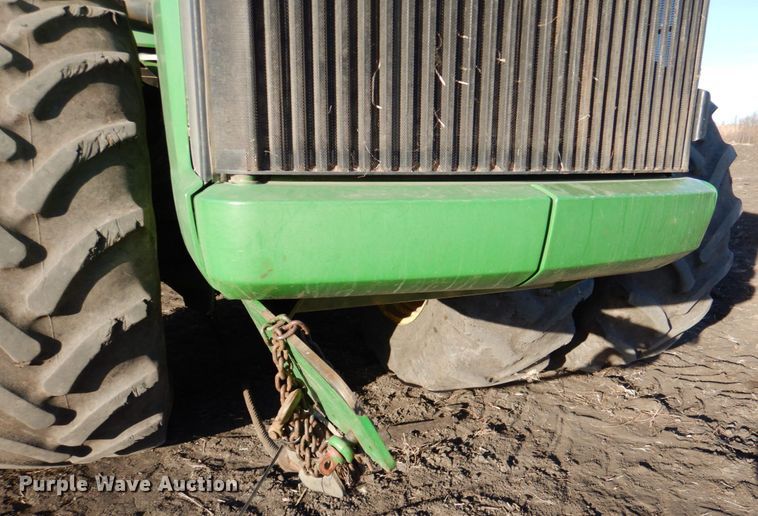 image for item DN1251 2003 John Deere 9520  4WD tractor