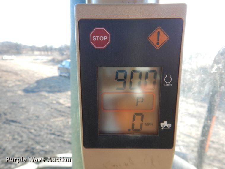 image for item DN1251 2003 John Deere 9520  4WD tractor