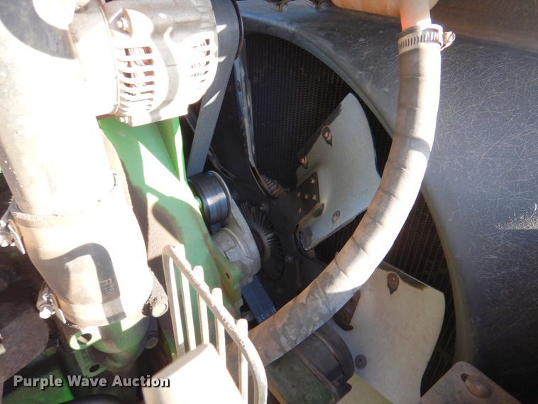 image for item DN1251 2003 John Deere 9520  4WD tractor