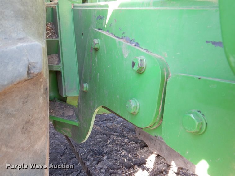 image for item DN1251 2003 John Deere 9520  4WD tractor