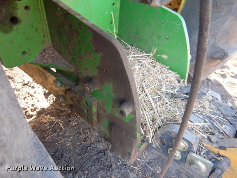 image for item DN1251 2003 John Deere 9520  4WD tractor