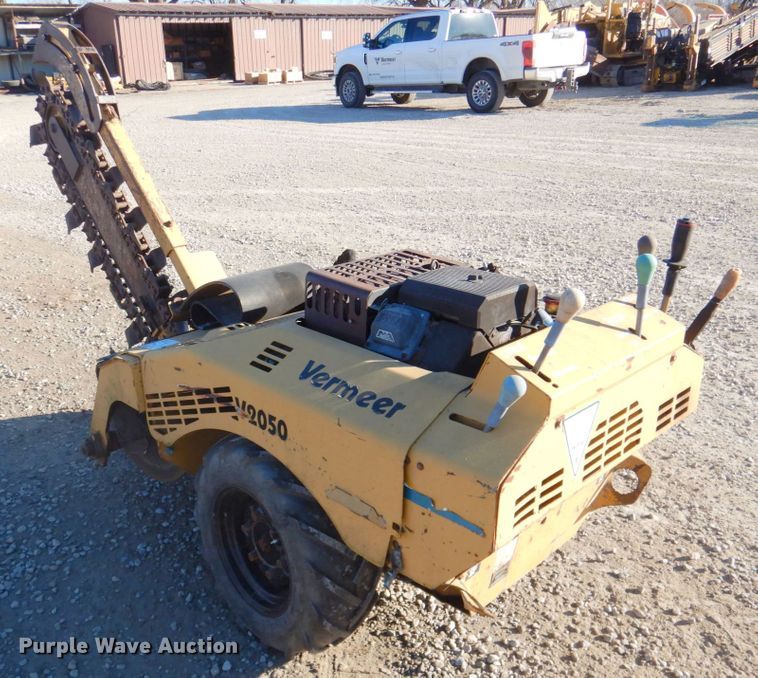 image for item DN1254 2000 Vermeer V2050  trencher