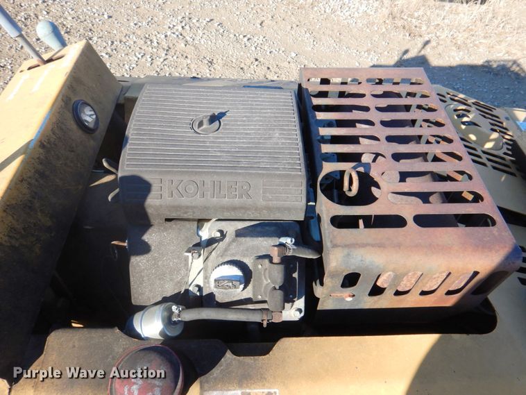 image for item DN1254 2000 Vermeer V2050  trencher