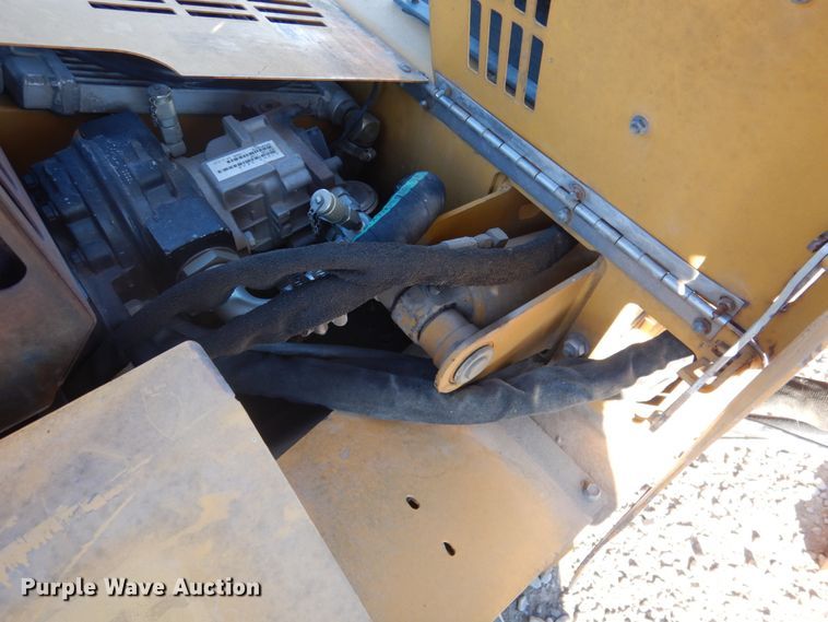 image for item DN1254 2000 Vermeer V2050  trencher