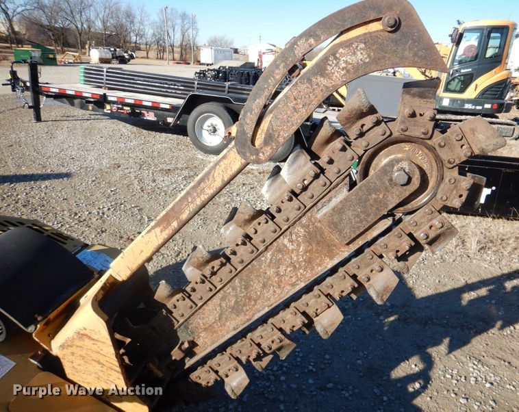 image for item DN1254 2000 Vermeer V2050  trencher