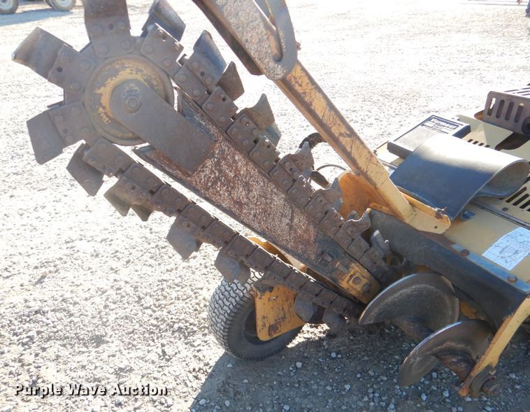 image for item DN1254 2000 Vermeer V2050  trencher