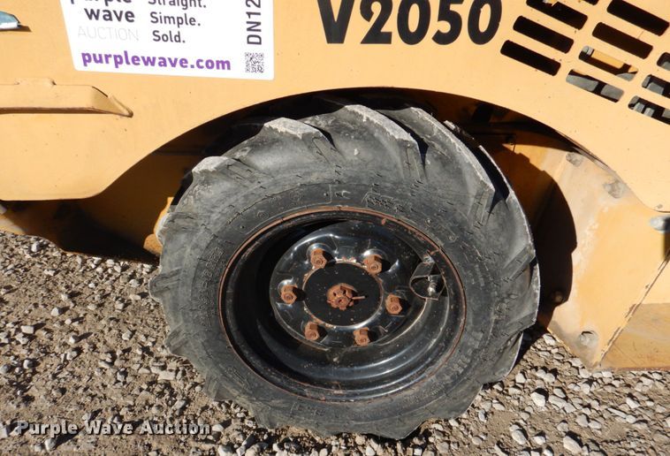 image for item DN1254 2000 Vermeer V2050  trencher